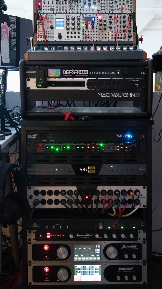The mastering rack